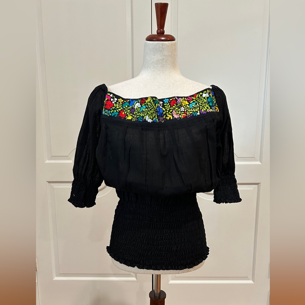 Boho Mexican top With san Antonino Silk Embroidery.